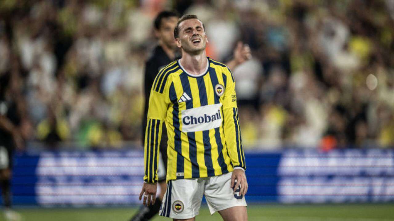 Fenerbahçe'de Aziz Yıldırım kararını verdi: İsmail Kartal düşünmedi bile, Kerem Aktürkoğlu'na kötü haber! 3